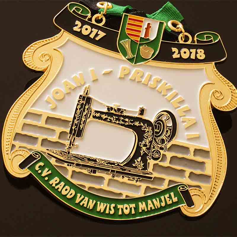 Custom metal orden medal with your own logo for gifts, Die casting Zinc Alloy Material And Soft Enamel Colors 1
